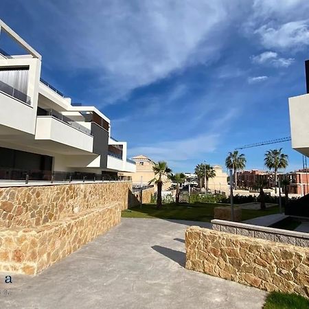 Beautiful New South Facing Bungalow With Large Terrace Dehesa de Campoamor  Eksteriør bilde