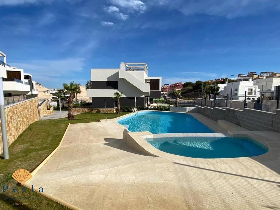 Beautiful New South Facing Bungalow With Large Terrace Dehesa de Campoamor  Eksteriør bilde