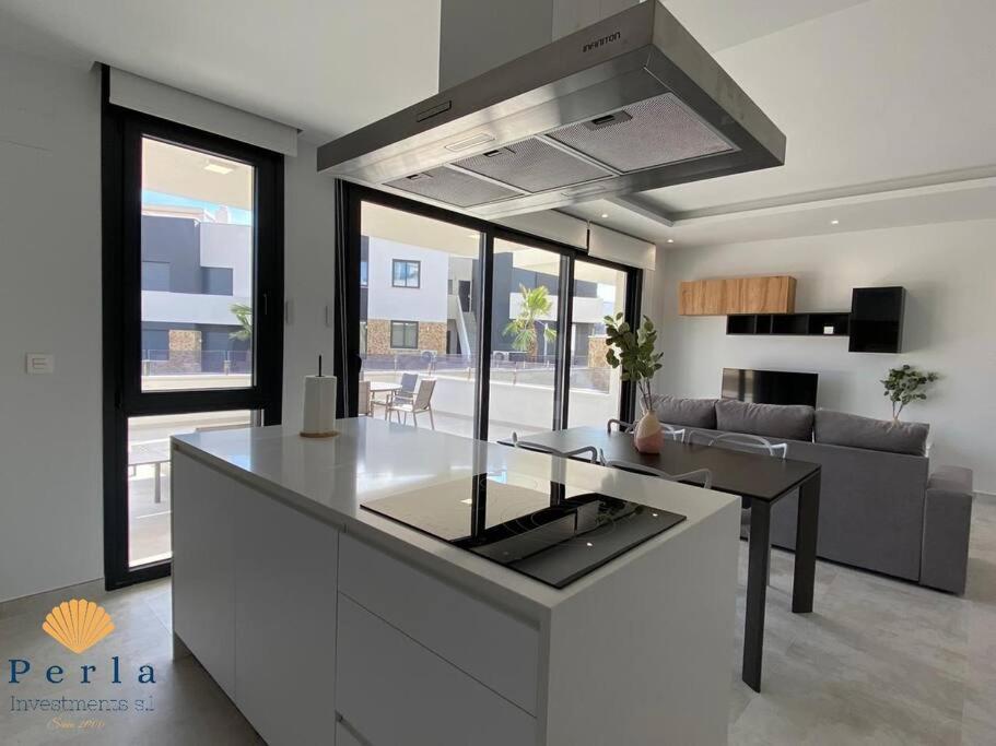 Beautiful New South Facing Bungalow With Large Terrace Dehesa de Campoamor  Eksteriør bilde